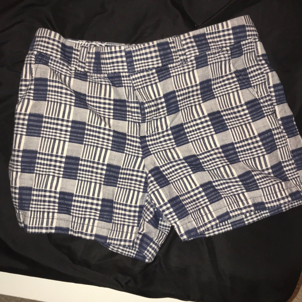 plaid shorts